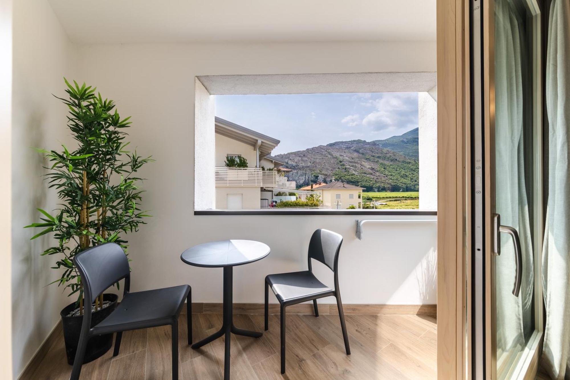 Boutique Apartments By Annalisa Torbole Sul Garda Εξωτερικό φωτογραφία