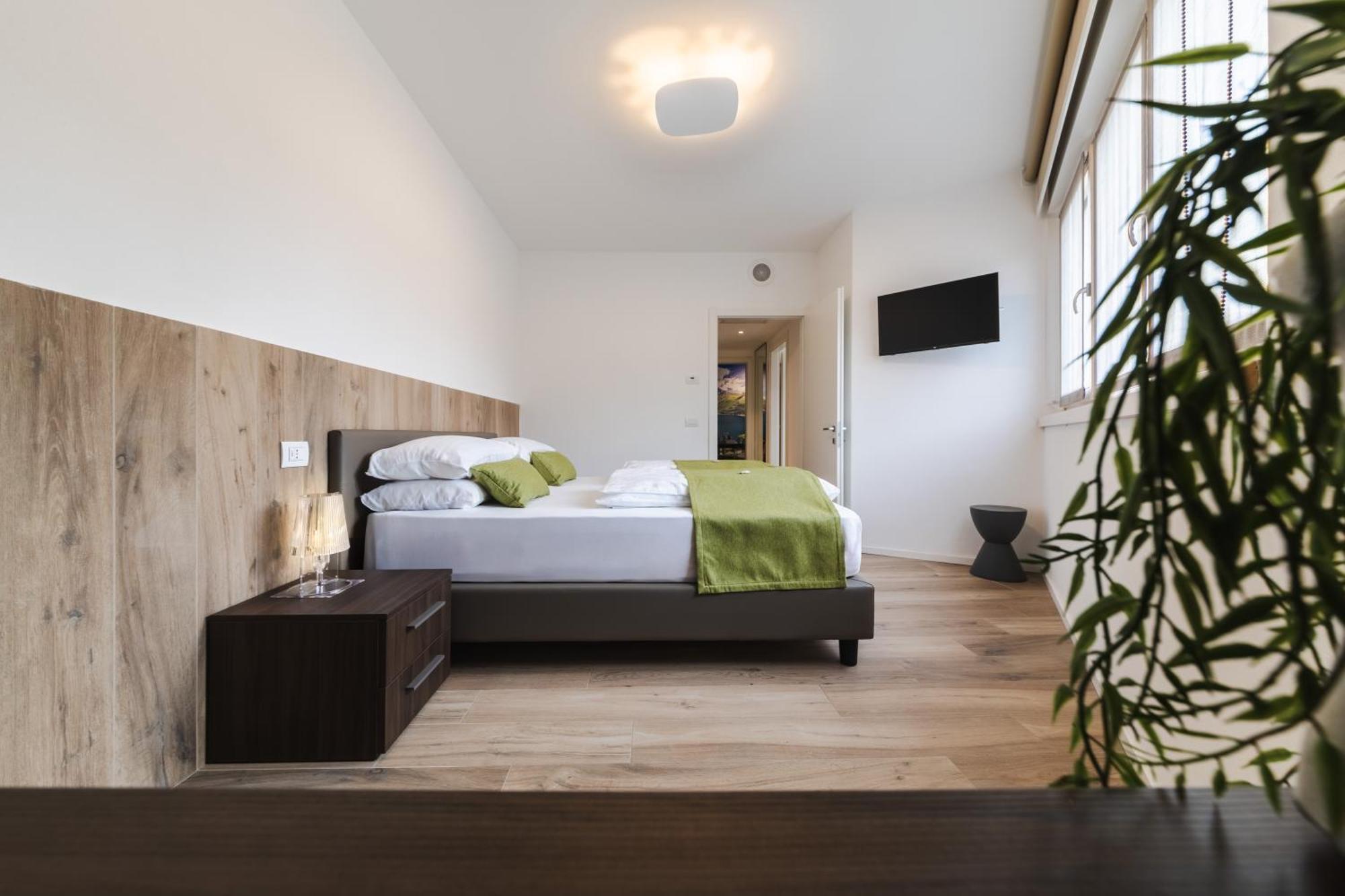 Boutique Apartments By Annalisa Torbole Sul Garda Εξωτερικό φωτογραφία