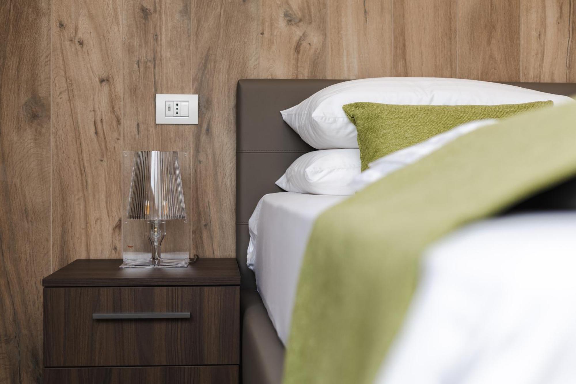 Boutique Apartments By Annalisa Torbole Sul Garda Εξωτερικό φωτογραφία