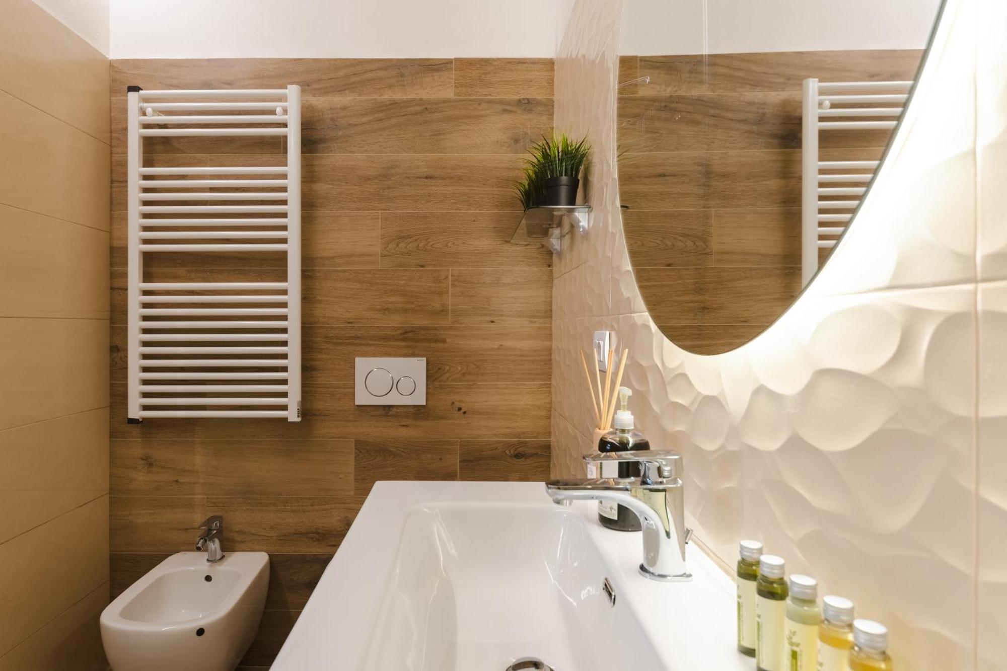 Boutique Apartments By Annalisa Torbole Sul Garda Εξωτερικό φωτογραφία