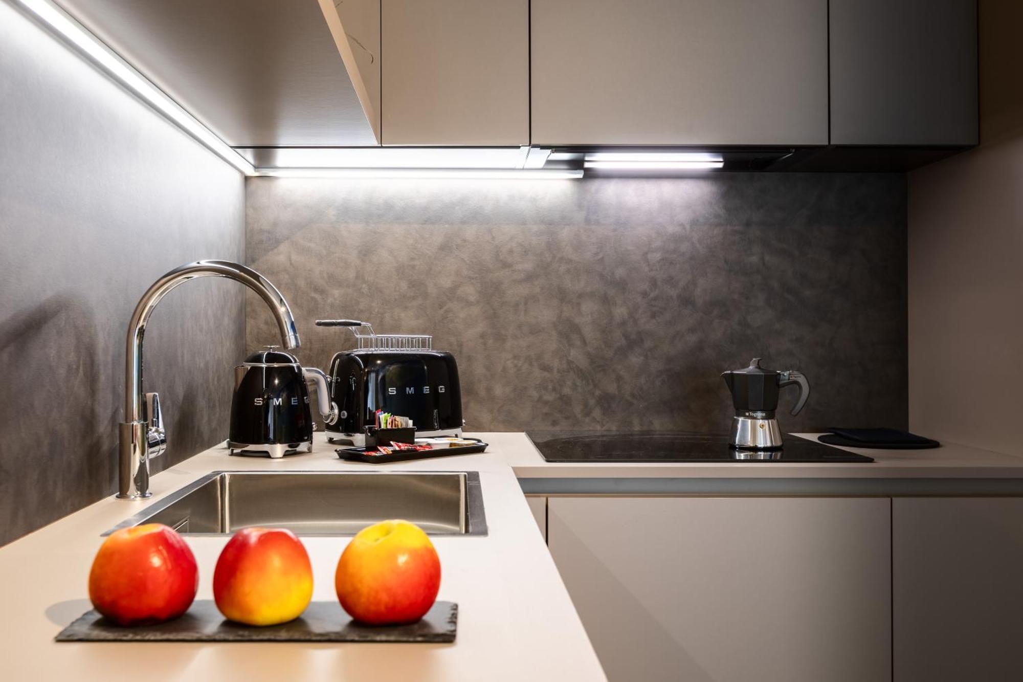 Boutique Apartments By Annalisa Torbole Sul Garda Εξωτερικό φωτογραφία